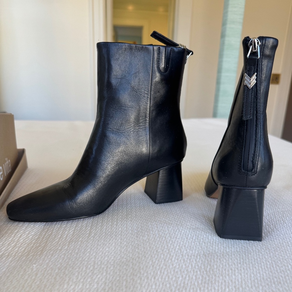 DOLCE VITA - Fifi H20 Booties Black Leather - with Box - size 8.5